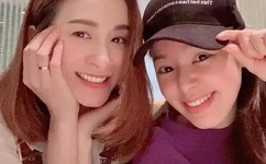 宝贝腿张大点就能吃到扇贝了